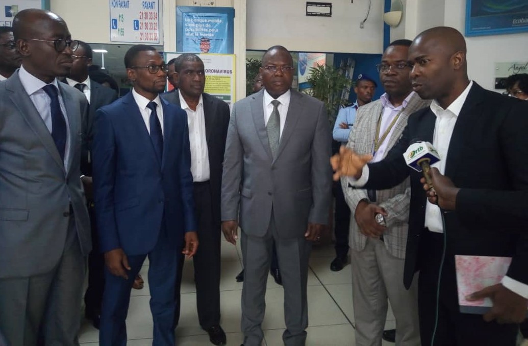 Coronavirus: Une délégation du Gouvernement a visité le dispositif de protection au niveau de l'aéroport de Cotonou