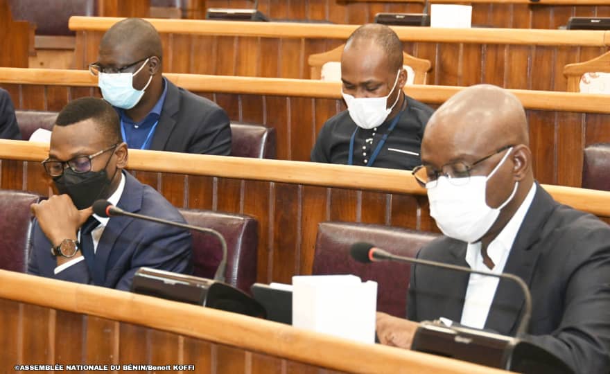 Assemblée Nationale : La loi portant organisation des activités pharmaceutiques votée.