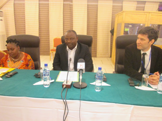 Du système d’information sanitaire à l'intelligence collective : Recentrer le district sanitaire sur la population grâce aux TICs