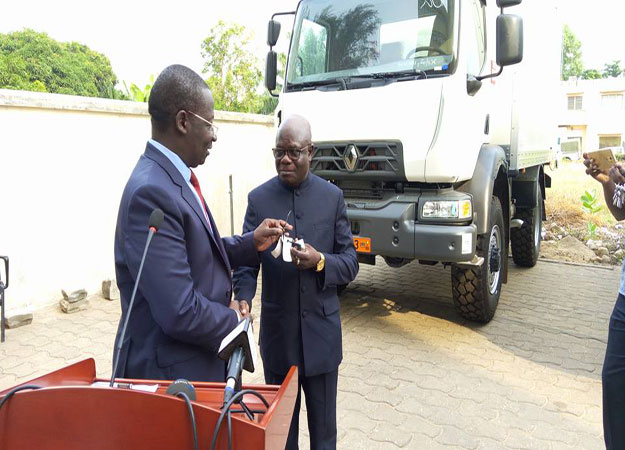 LA CAME reçoit 4 camions du Programme santé de lutte contre le Sida (PSLS)