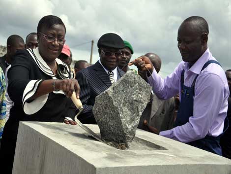 Pose de la première pierre du nouveau siège de la CAME : 10 mois et le nouveau bâtiment sera érigé