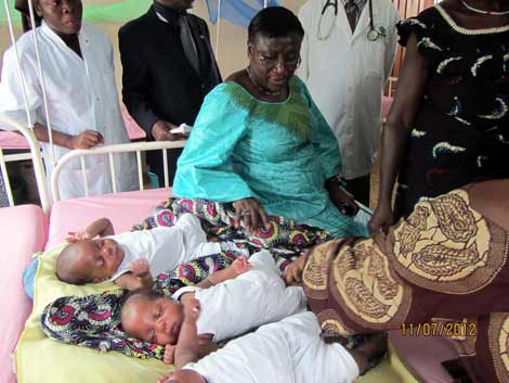 Centre médico-social de GOHOME : Dorothée Kindé Gazard reconnait et félicite  les efforts du personnel médical