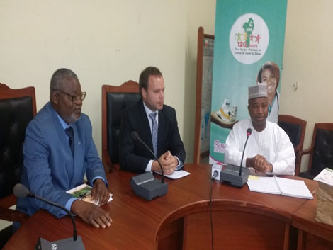 Cérémonie de réception de documents de cadrage réalisé avec le soutien de l'USAID